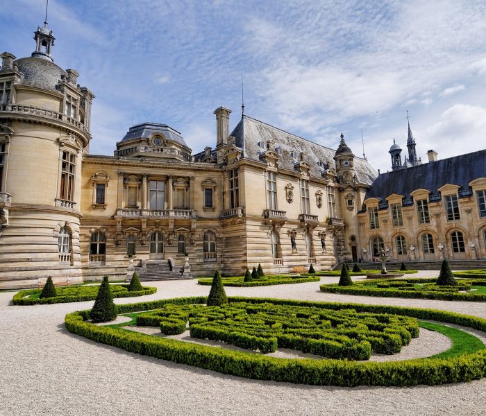 chateau-2353148_1280 (1)